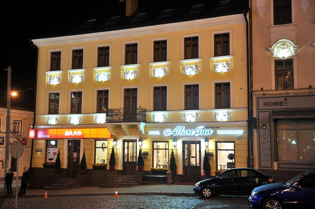 Allureinn Hotel And Spa Tsjernivtsi Eksteriør bilde